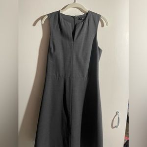 Theory Miyani Split Front Dress Charcoal Sevona Stretch Wool Sz 4